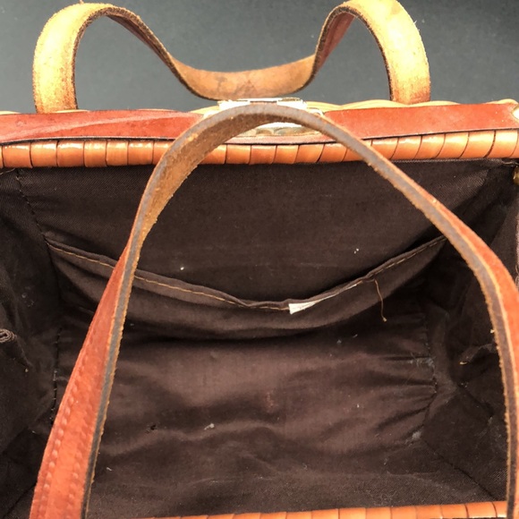 Rare Find 60s/70s Coated Wicker Buckle Handbag Hand Made In Hong Kong EUC - Picture 12 of 13